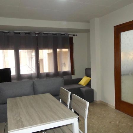 Apartament Encantador Al Centre De Vic Aptgarbi Buitenkant foto