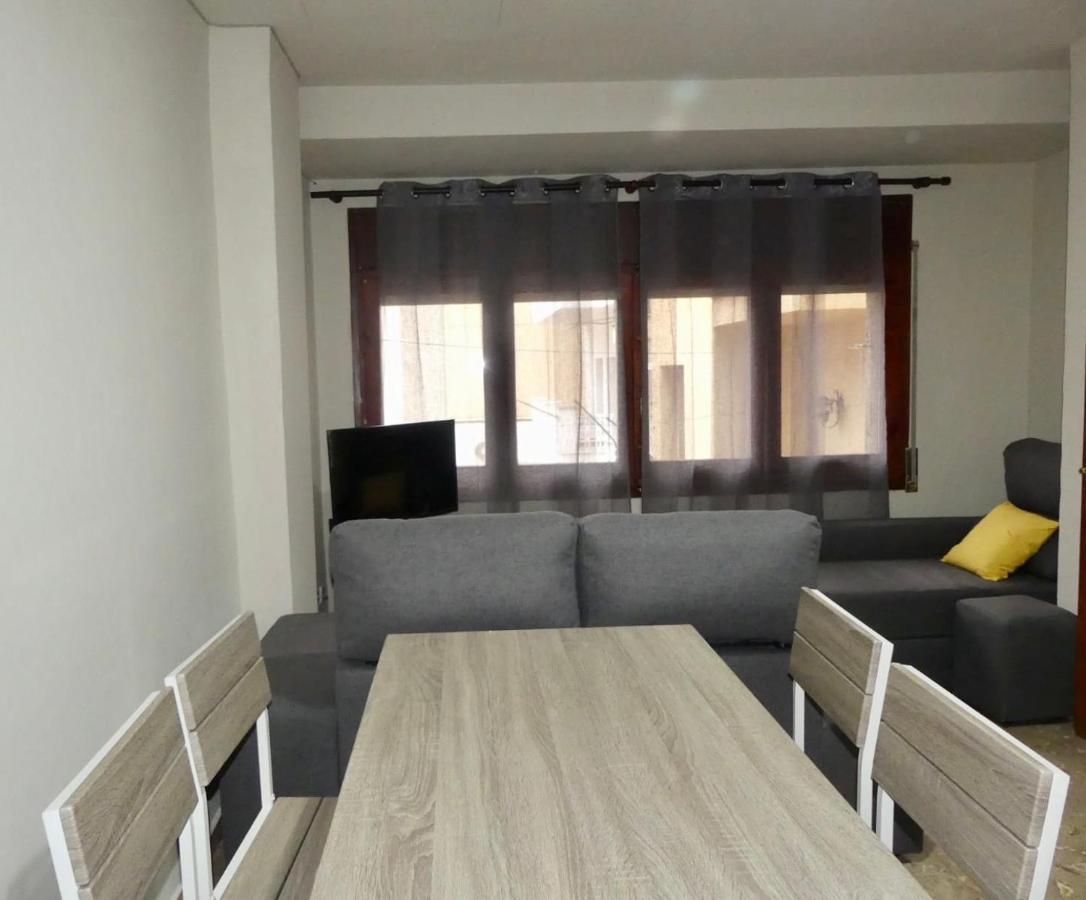 Apartament Encantador Al Centre De Vic Aptgarbi Buitenkant foto