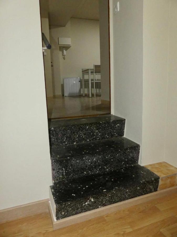 Apartament Encantador Al Centre De Vic Aptgarbi Buitenkant foto