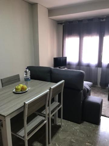 Apartament Encantador Al Centre De Vic Aptgarbi Buitenkant foto
